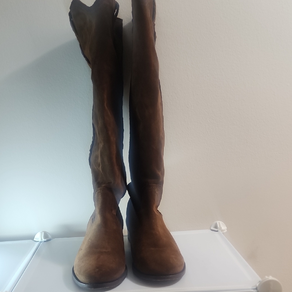 Frye Tan Leather Boots